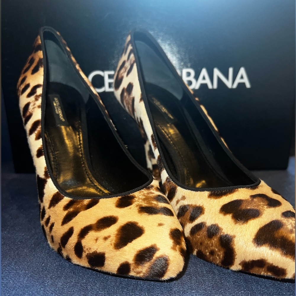 Dolce & Gabbana leopard heels fur - 38